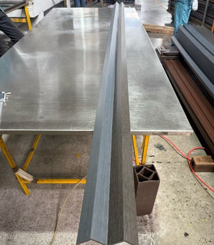 WALNUT/SLATE GREY WPC ANGLE