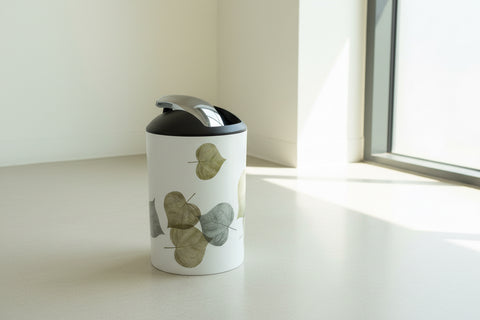 SWW Bath Garbage Can with Leaves print