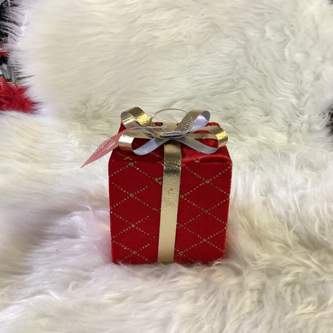 RED GIFT BOX