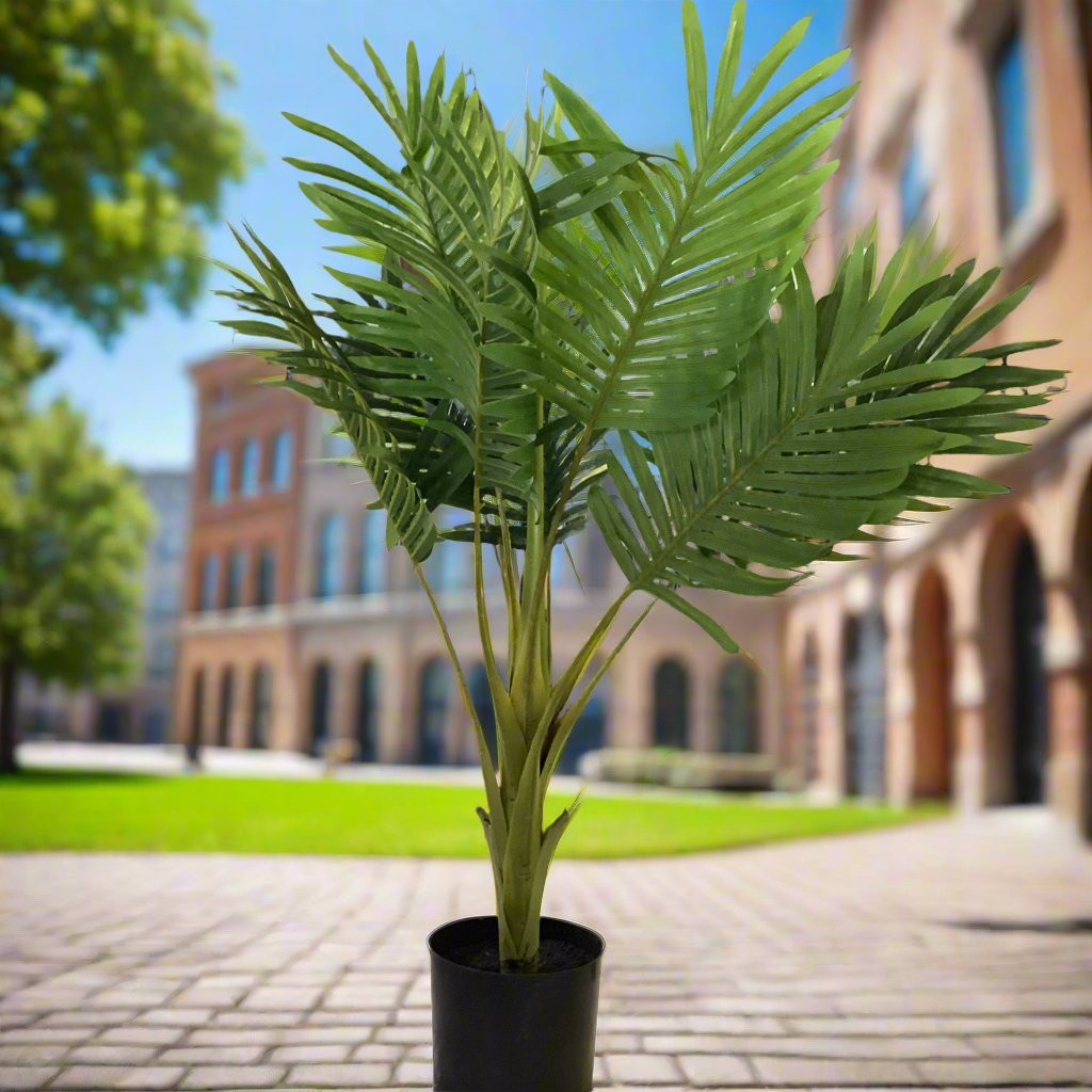 PLASTIC PALM TREE