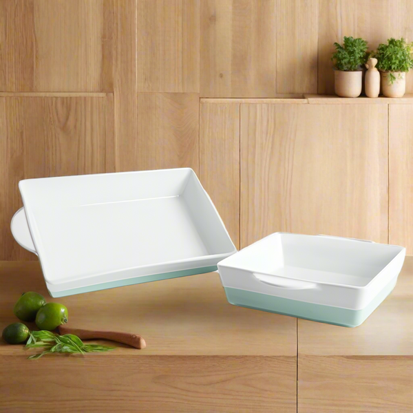 MARTHA STEWART 2PC BAKER SET BLUE&WHITE RECT&SQUARE