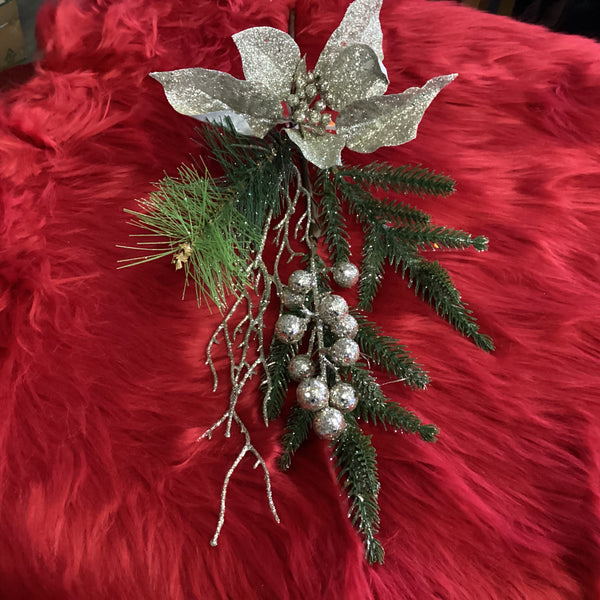 CHRISTMAS DECORATION FILLER