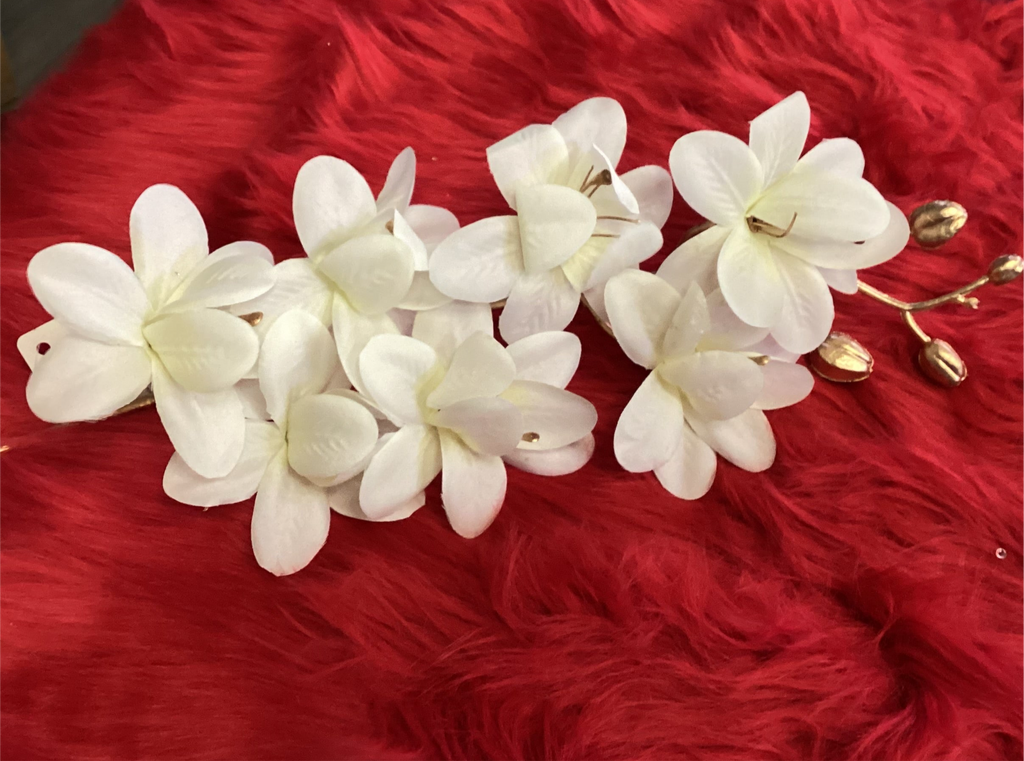 WHITE WITH GOLD FILLER