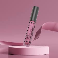 SACHA INTENSE MATTE LIP VELVET (PRIM & PROPER)