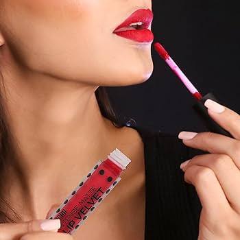 SACHA INTENSE MATTE LIP VELVET (FIREBOMB RED)