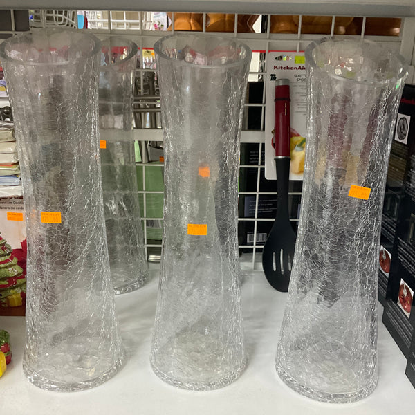 GLASS VASE