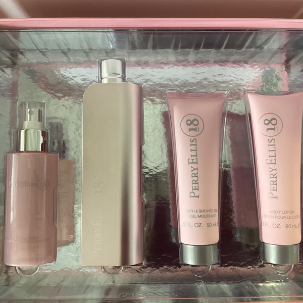 PERRY ELLIS 18 PINK 4PC SET ( WOMAN)