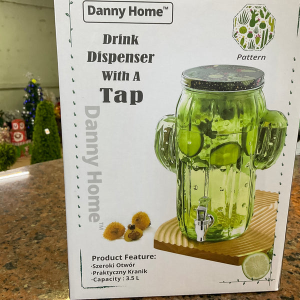 DRINK DISPENSER WITH A TAP